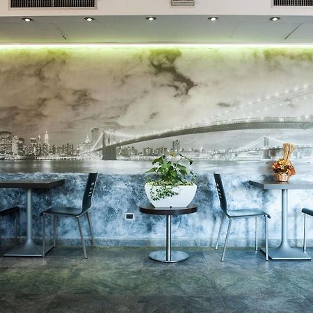 Orange Motel Vergiate Ngoại thất bức ảnh