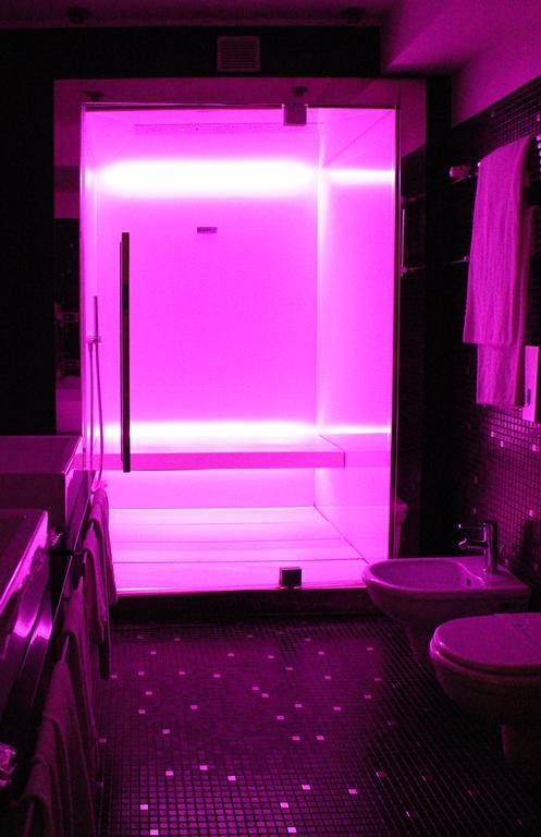 Orange Motel Vergiate Ngoại thất bức ảnh