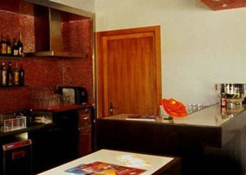 Orange Motel Vergiate Ngoại thất bức ảnh